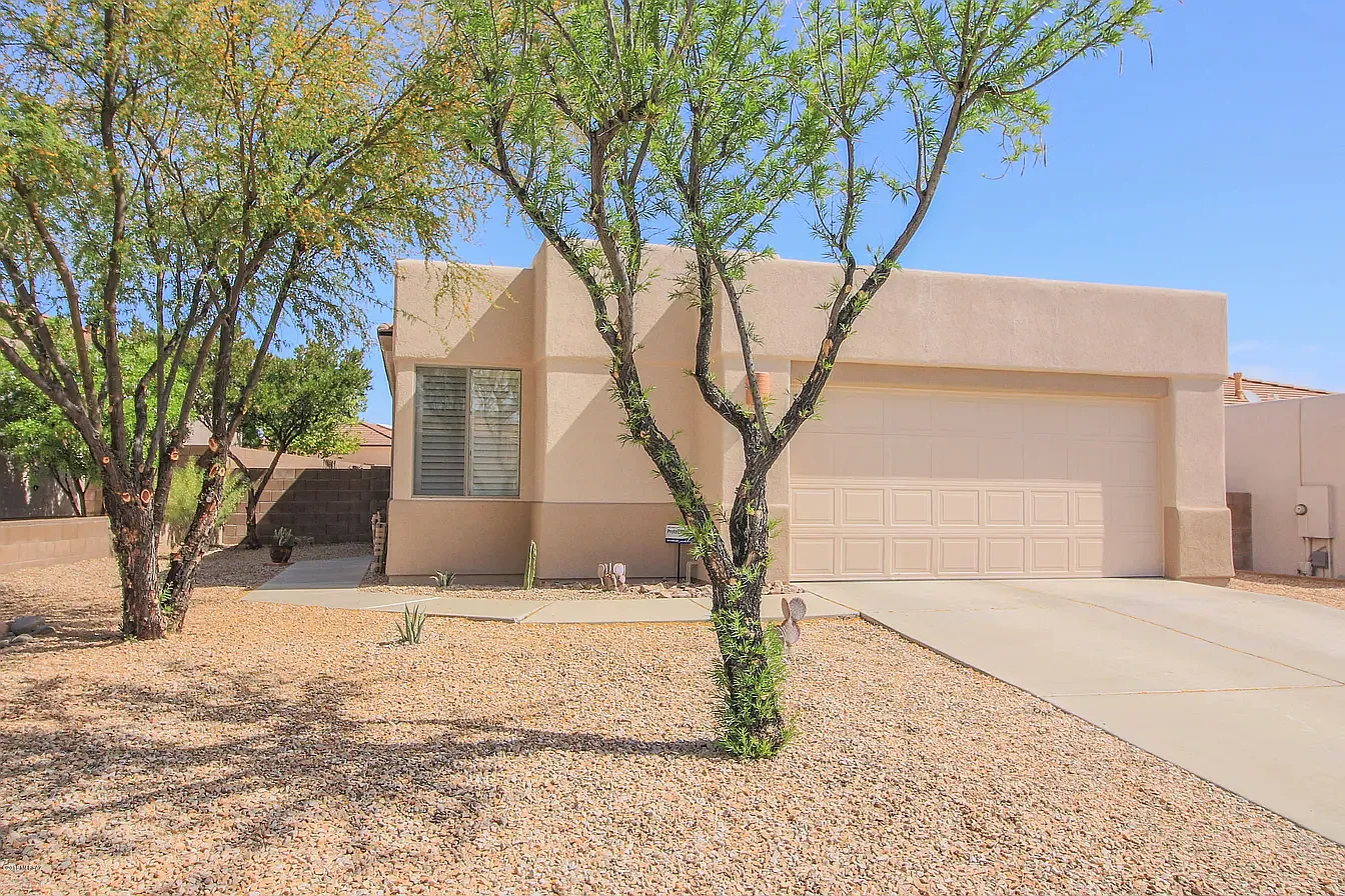 3 bed, 1483 sqft, $1,950 — Photo 2