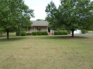 105 Cornerstone Dr, Greenwood, SC 29649