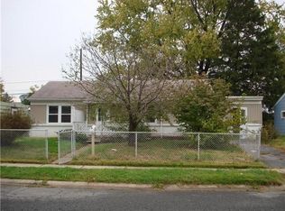 29 Chesterfield Dr, New Castle, DE 19720