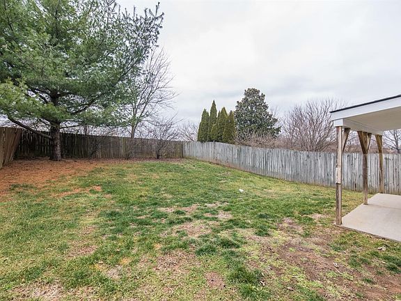 2nd image of 2148 Market Garden Ln