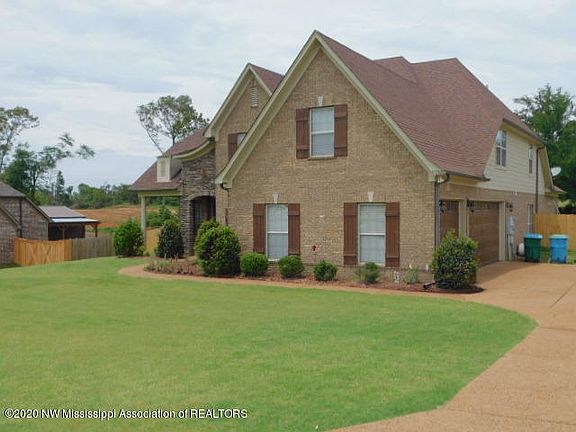 5th image of 8730 Shallow Creek Dr