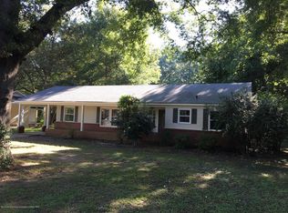 411 Heard St, Senatobia, MS 38668