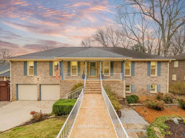 10011 Shades Rd SE, Huntsville, AL 35803