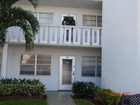 1st image of 126 Wellington #G