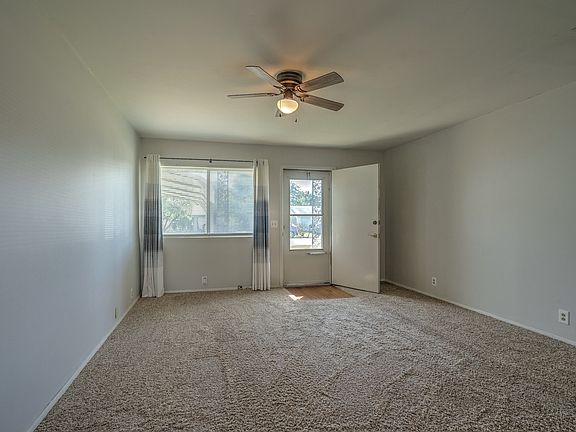 5th image of 2206 S Cedar St
