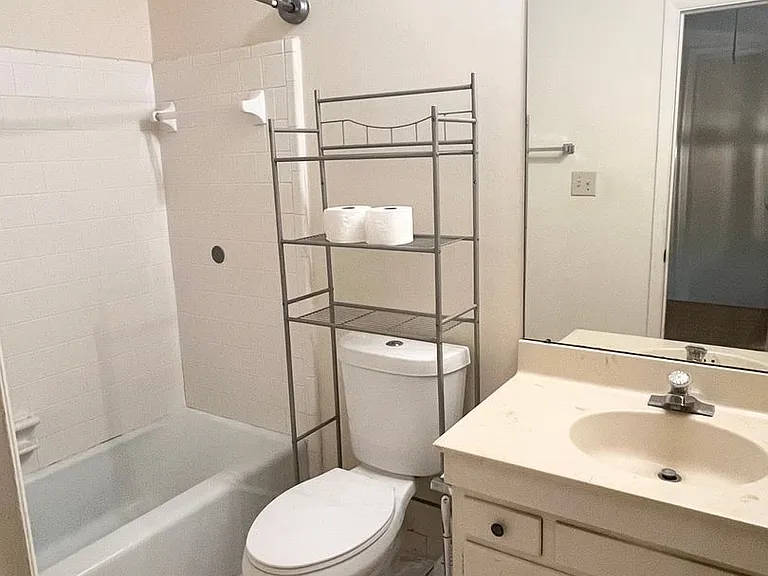 455 Mall Blvd #101 — Photo 13