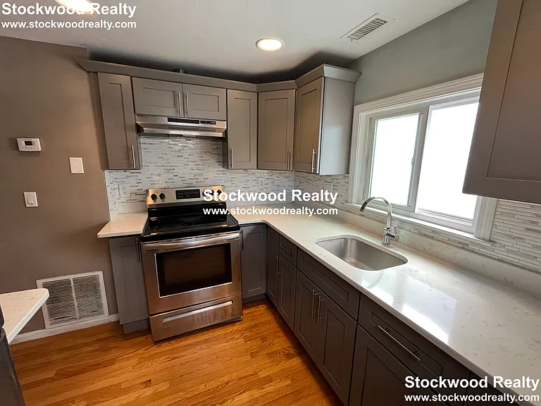949 Dorchester Ave #3 — Photo 4