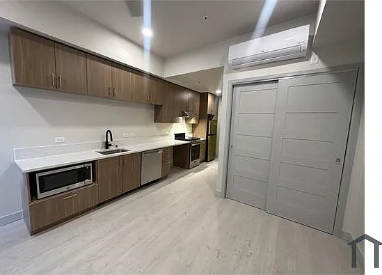 Studio, 280 sqft, $1,034 — Photo 4