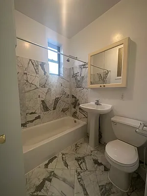 Rented by Peter R. Hungerford, LREB | media 41