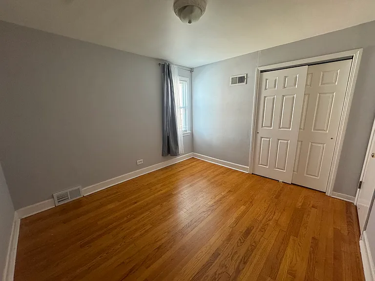 9034 La Crosse Ave #1S — Photo 9