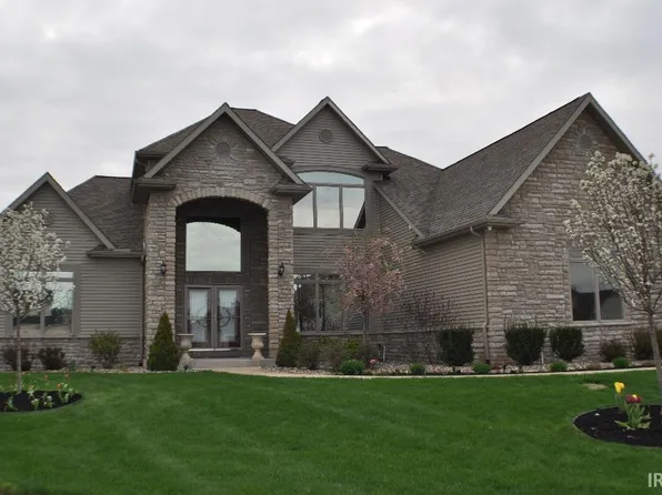 14875 Cranford Ct, Granger, IN 46530