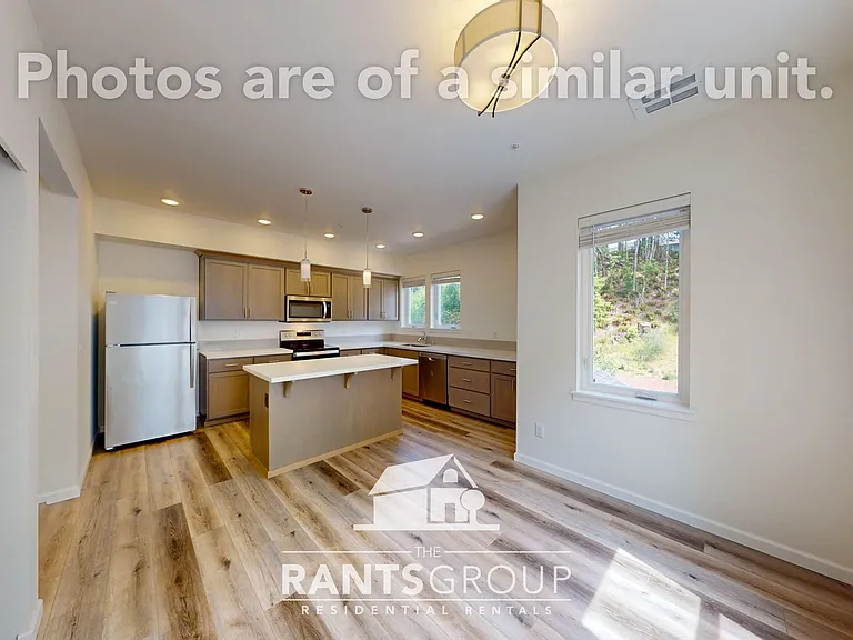 Forest Park Townhomes — Photo 25
