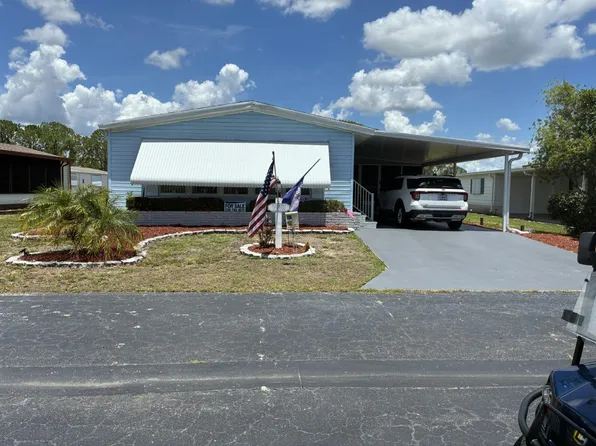 19592 Savannah Rd #137, North Fort Myers, FL 33917