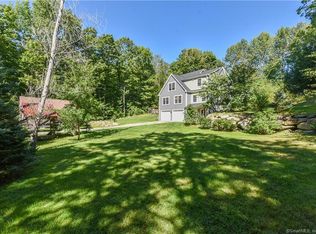 567 Center Rd, Woodstock, CT 06281