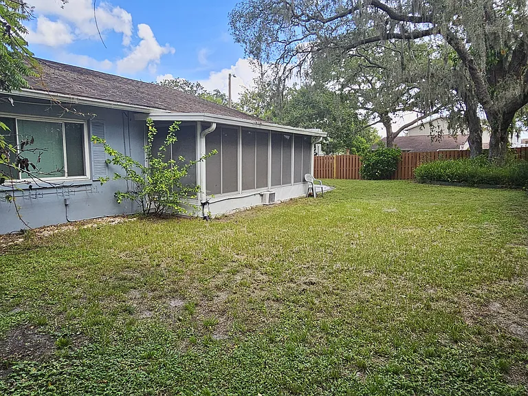 14729 Tall Tree Dr — Photo 2