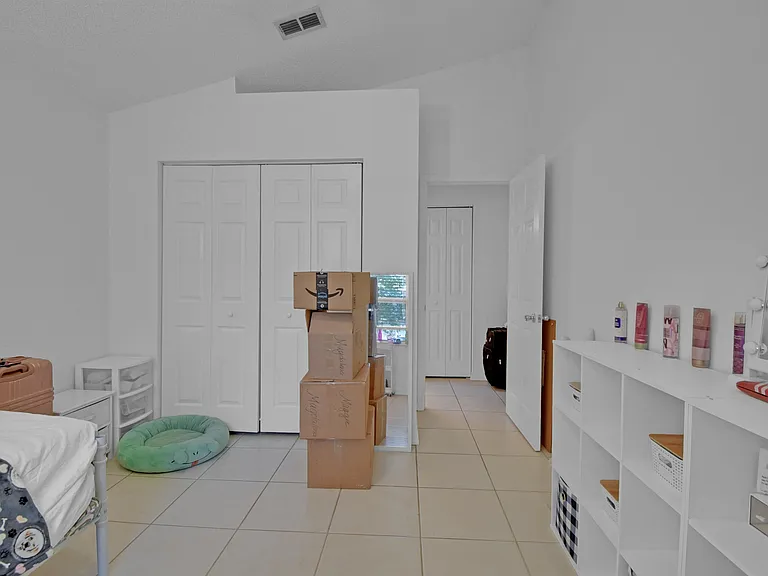 444 Island View Cir — Photo 25