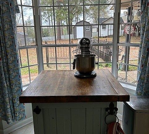 4th image of 618 Vinnie St