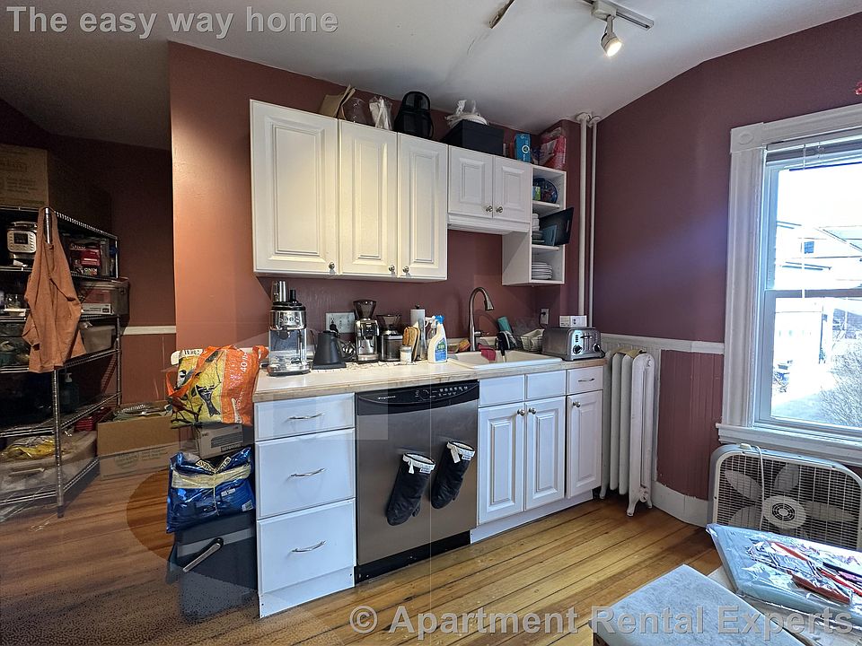 1st image of 111 Woodstock St #25BR