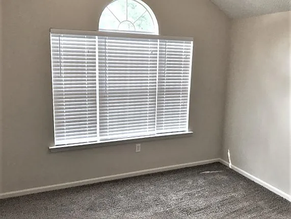 13 Sweetwater Ln — Photo 13