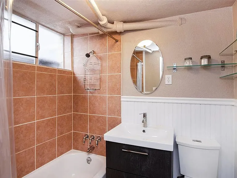 7201 W Ellsworth Ave — Photo 22