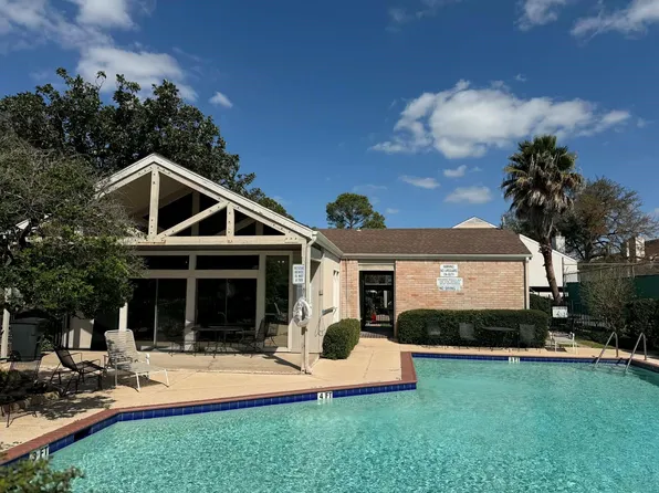 7950 N Stadium Dr APT 194, Houston, TX 77030