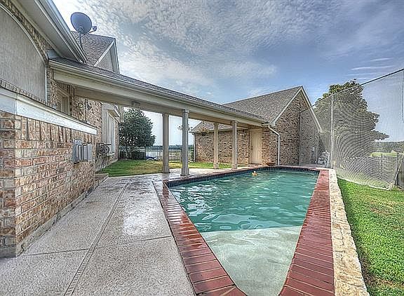 4th image of this home