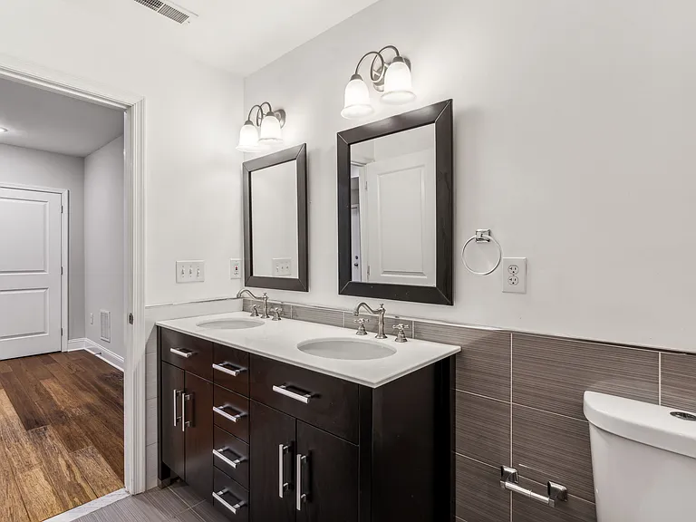 1721 Pine St #B — Photo 4