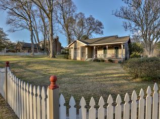 101 Valleyview Dr, Lafayette, LA 70501