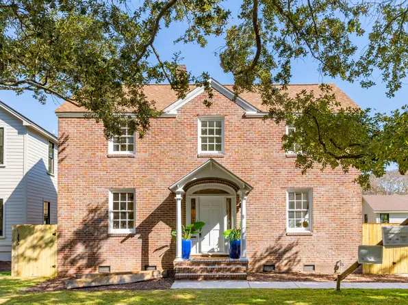 8 Stocker Dr, Charleston, SC 29407