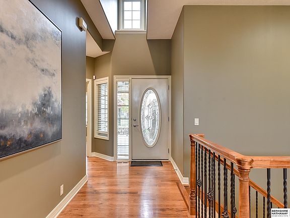 5th image of 15476 Ogden Cir