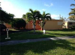 9460 Cutler Ridge Dr, Cutler Bay, FL 33157