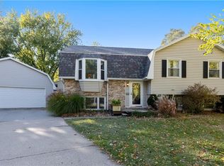 4008 78th St, Urbandale, IA 50322