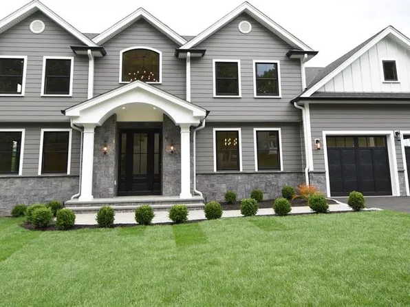 10 Vervalen St, Norwood, NJ 07648