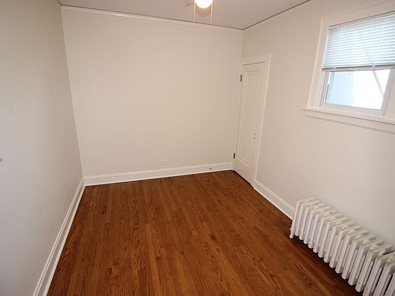 5th image of 3144 N New England Ave #2