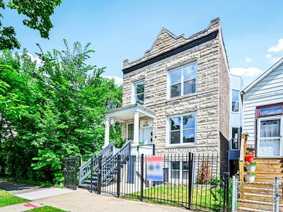 4042 W Adams St, Chicago, IL, 60624