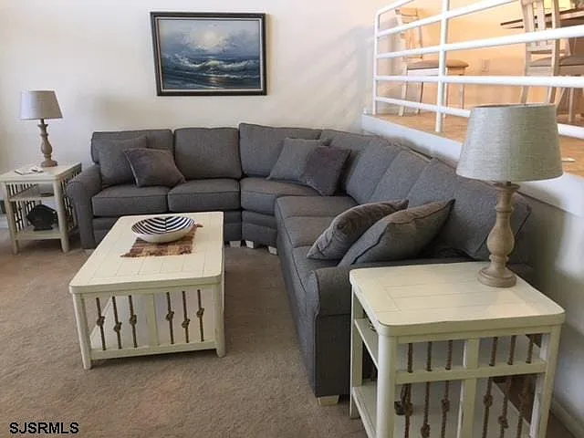 3 bed, 3.0 bath, $3,000 — Photo 3