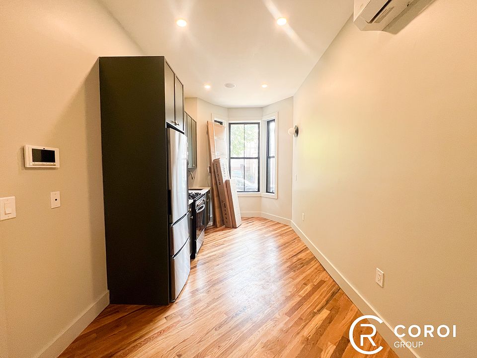 2nd image of 625 Prospect Pl APT 1