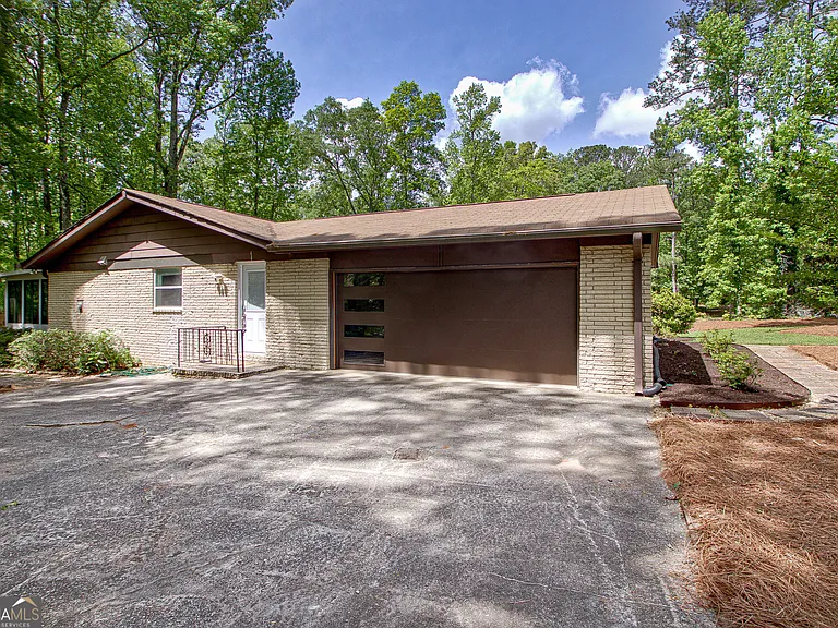 213 Oakmount Dr #FURNISHED — Photo 29
