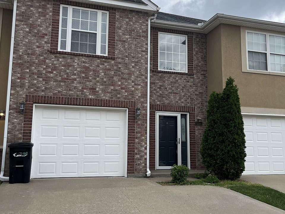 1st image of 1204 Dustins Way
