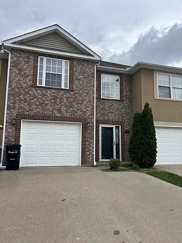 1204 Dustins Way Photo 1