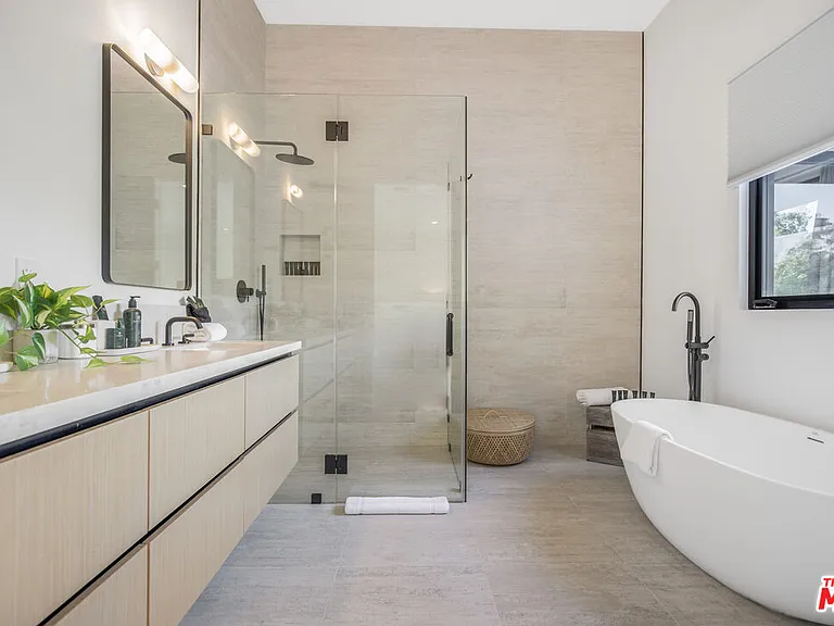 3101 Belden Dr — Photo 20