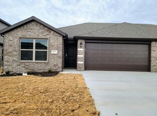 463 Rineel Ave, Centerton, AR 72719