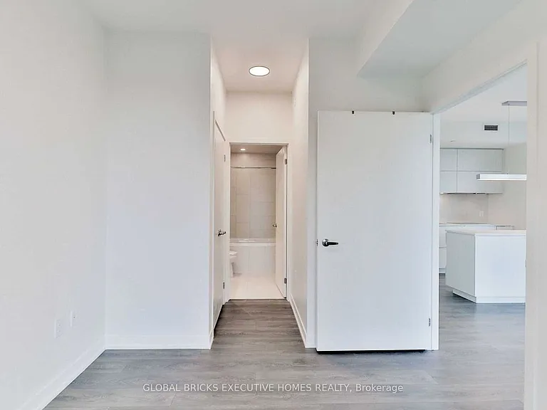 20 Richardson St #2603 — Photo 8