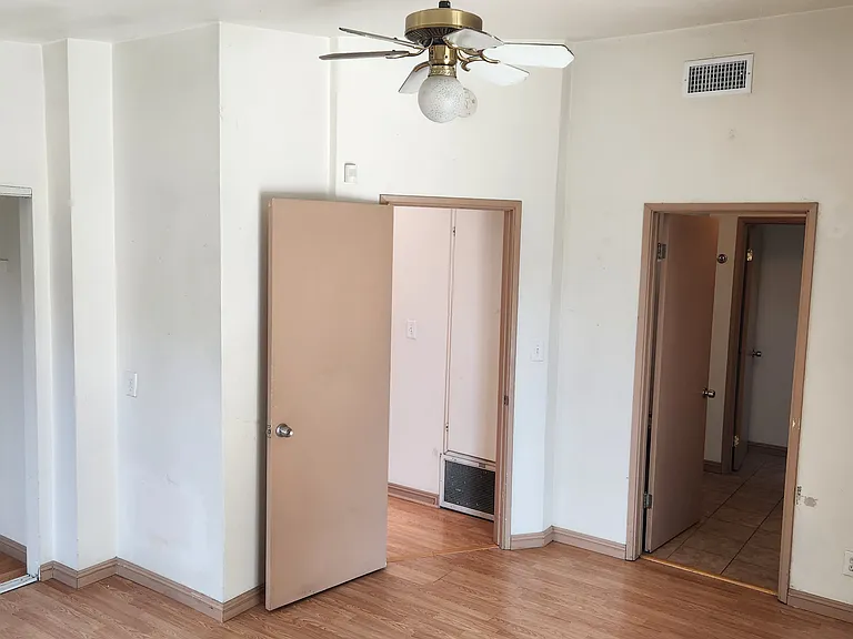 414 N Shelton St #A — Photo 5
