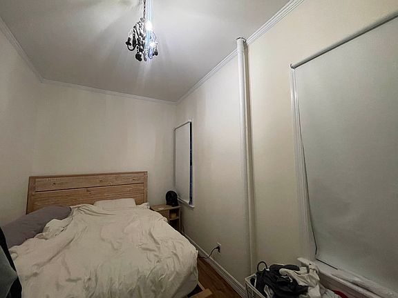 4th image of 410 W 51st St APT 301