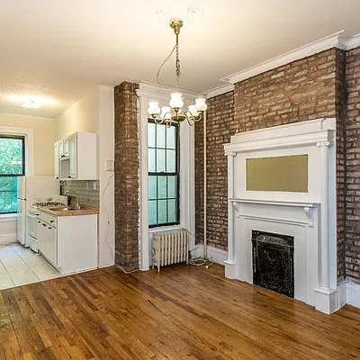 Rented by Nooklyn NYC LLC | media 3