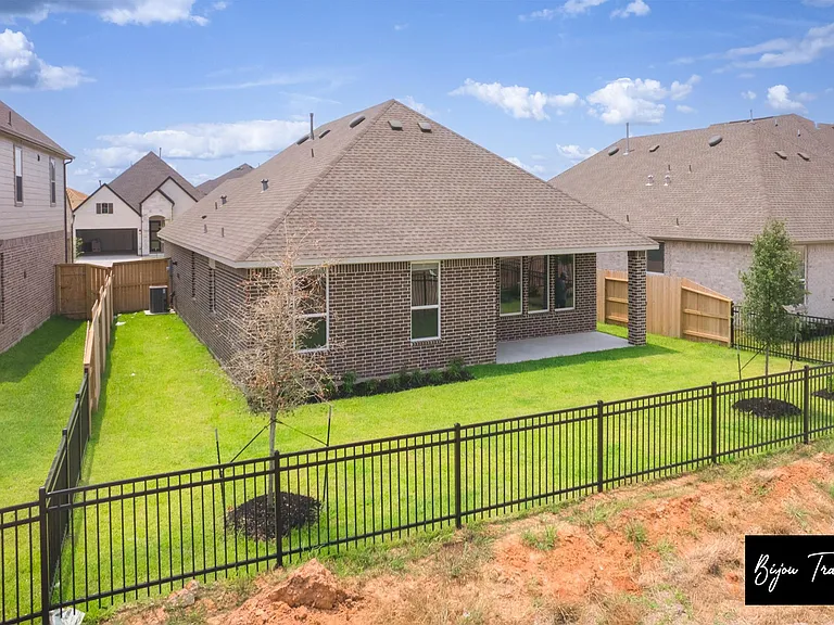 1728 Daylight Lake Dr — Photo 34