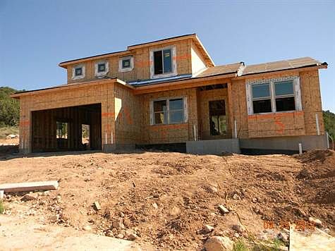 New Spec Homes lot 19 and 34 004