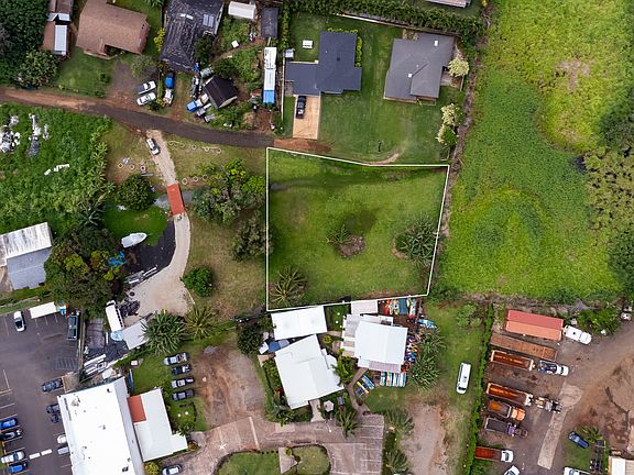 4th image of 4588A Haleilio Rd #16-B