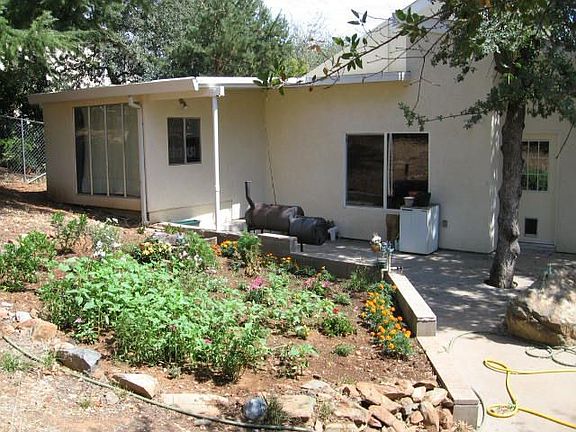 BACK GARDEN/ PATIO AREA